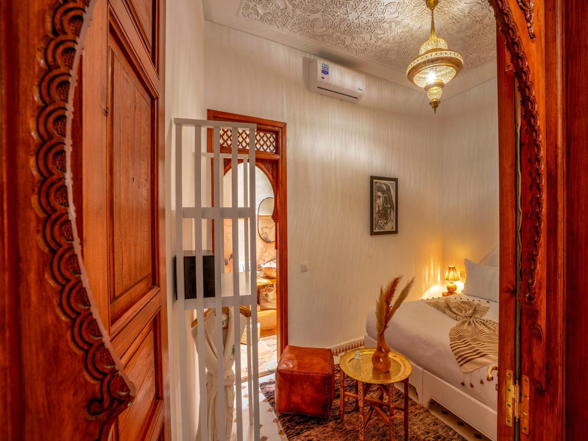 Dar Al-Famila Hamam & Spa 马拉喀什 外观 照片