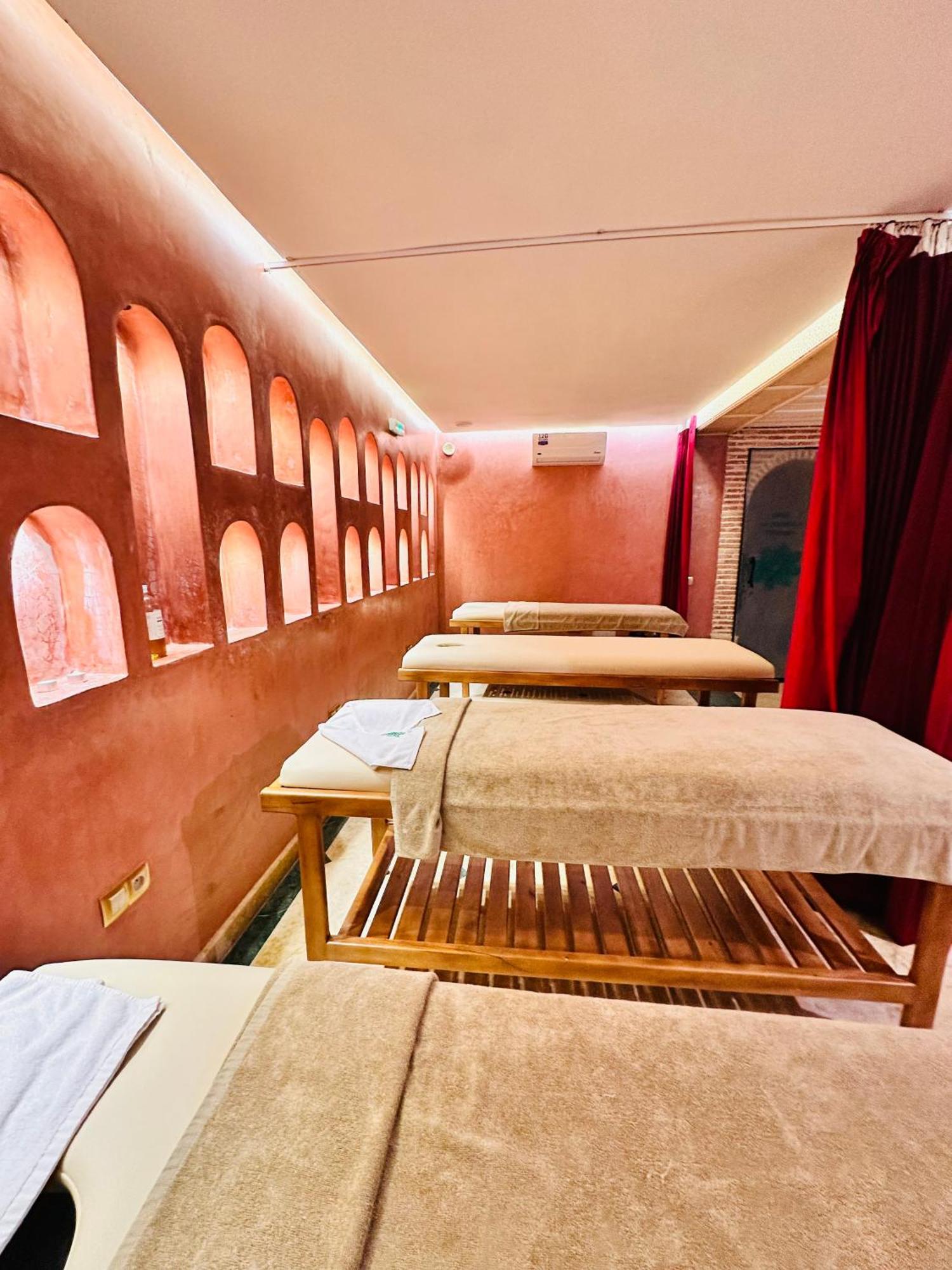 Dar Al-Famila Hamam & Spa 马拉喀什 外观 照片